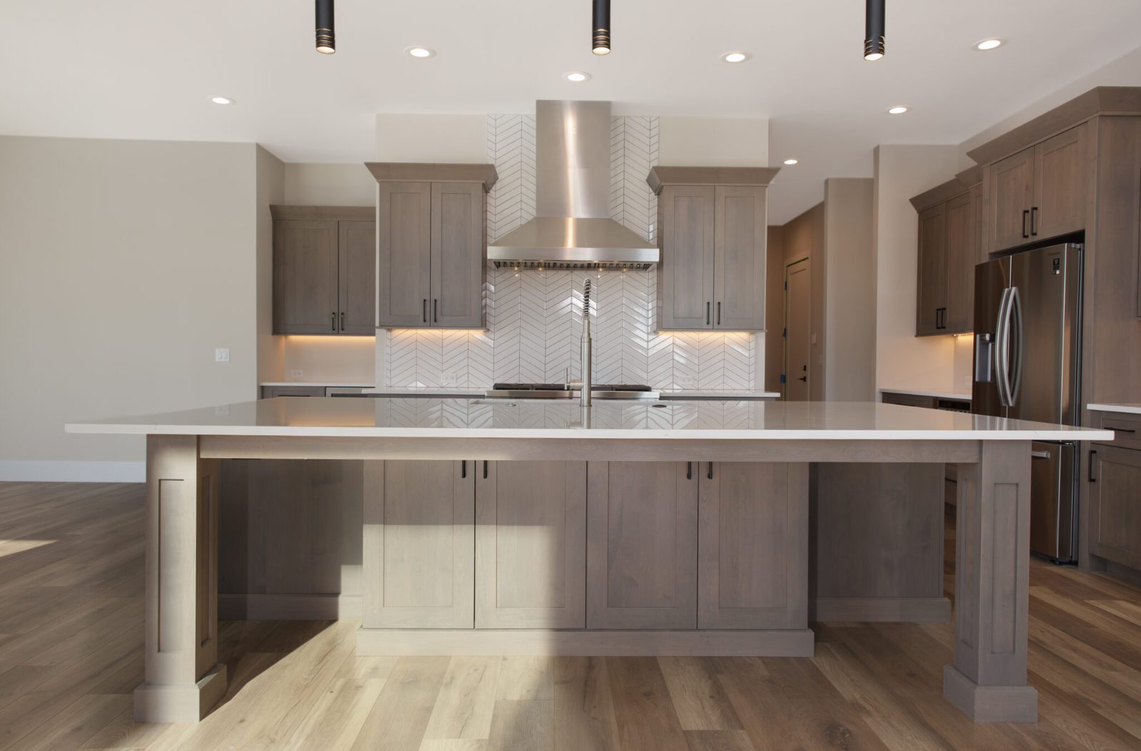Installed kitchen 10